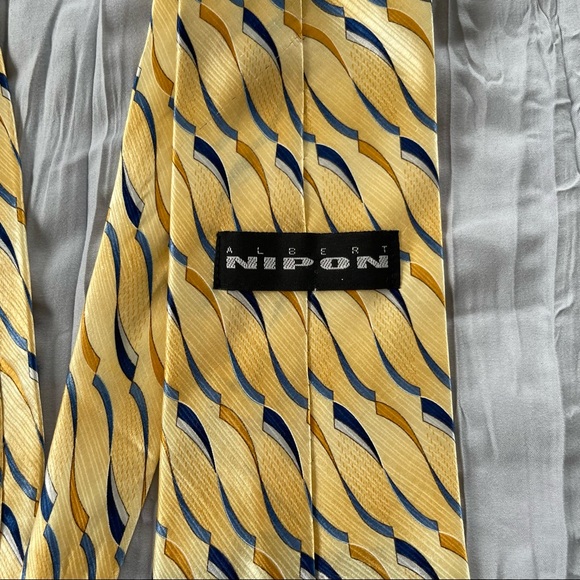 ⭐️ 2 for $10!! ⭐️ Men’s Albert Nipon Necktie - Picture 10 of 11